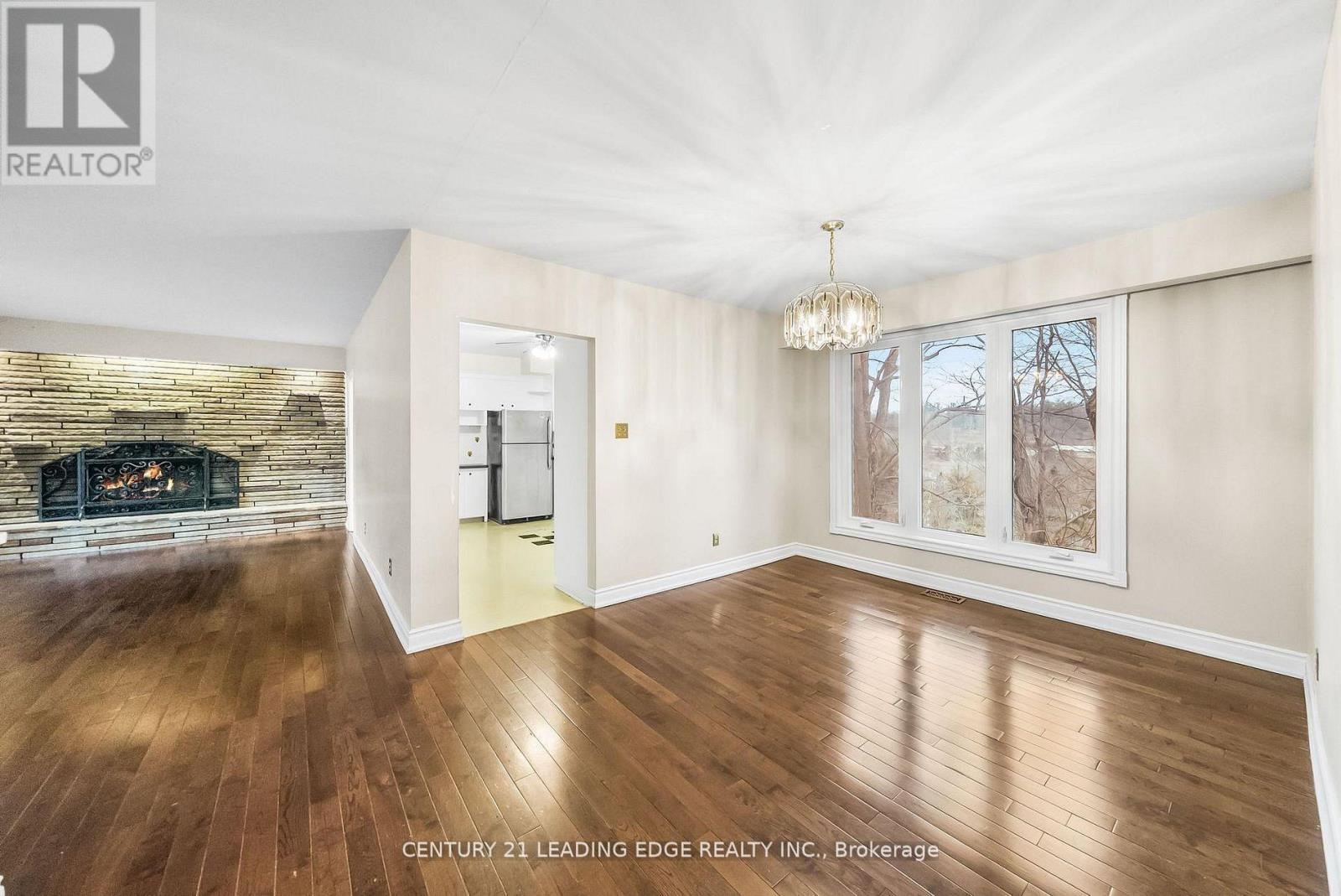 541 Rouge Hills Drive, Toronto, Ontario  M1C 2Z9 - Photo 11 - E12746504