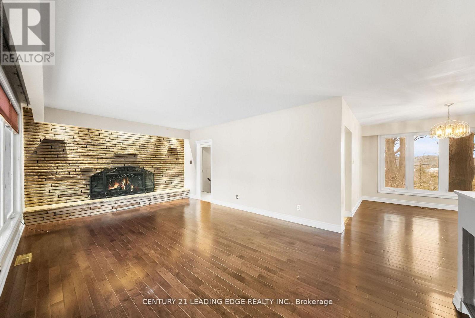 541 Rouge Hills Drive, Toronto, Ontario  M1C 2Z9 - Photo 9 - E12746504