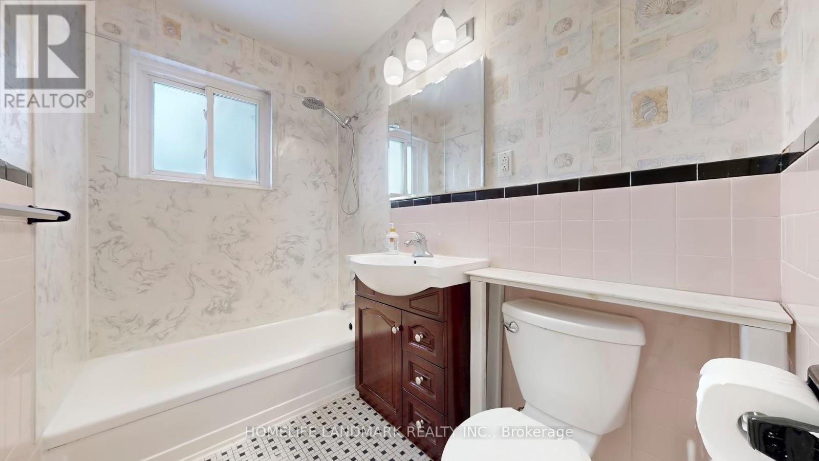 172 Sussex Street, Oshawa, Ontario  L1G 1V9 - Photo 11 - E12746514