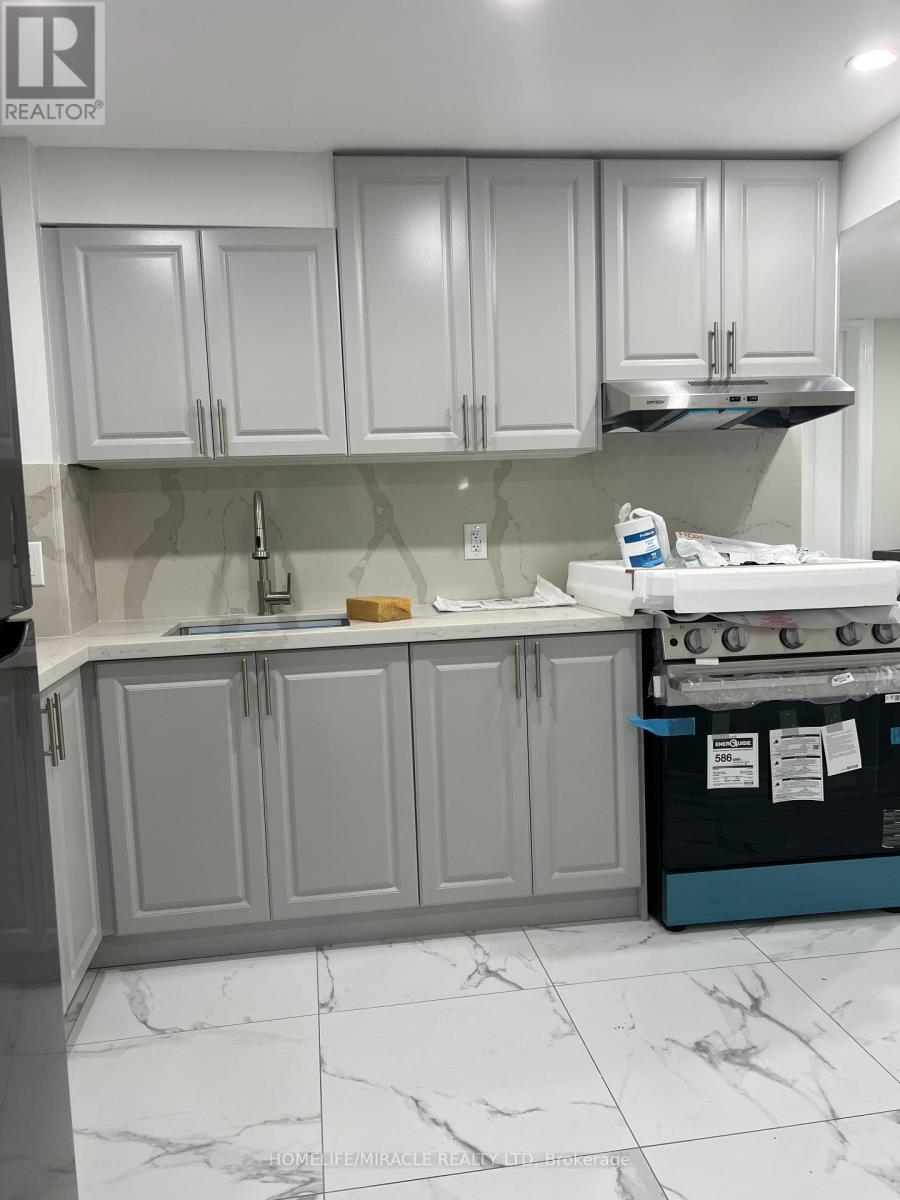 1430 Stillmeadow Lane, Pickering, Ontario  L1T 0N5 - Photo 3 - E12746526