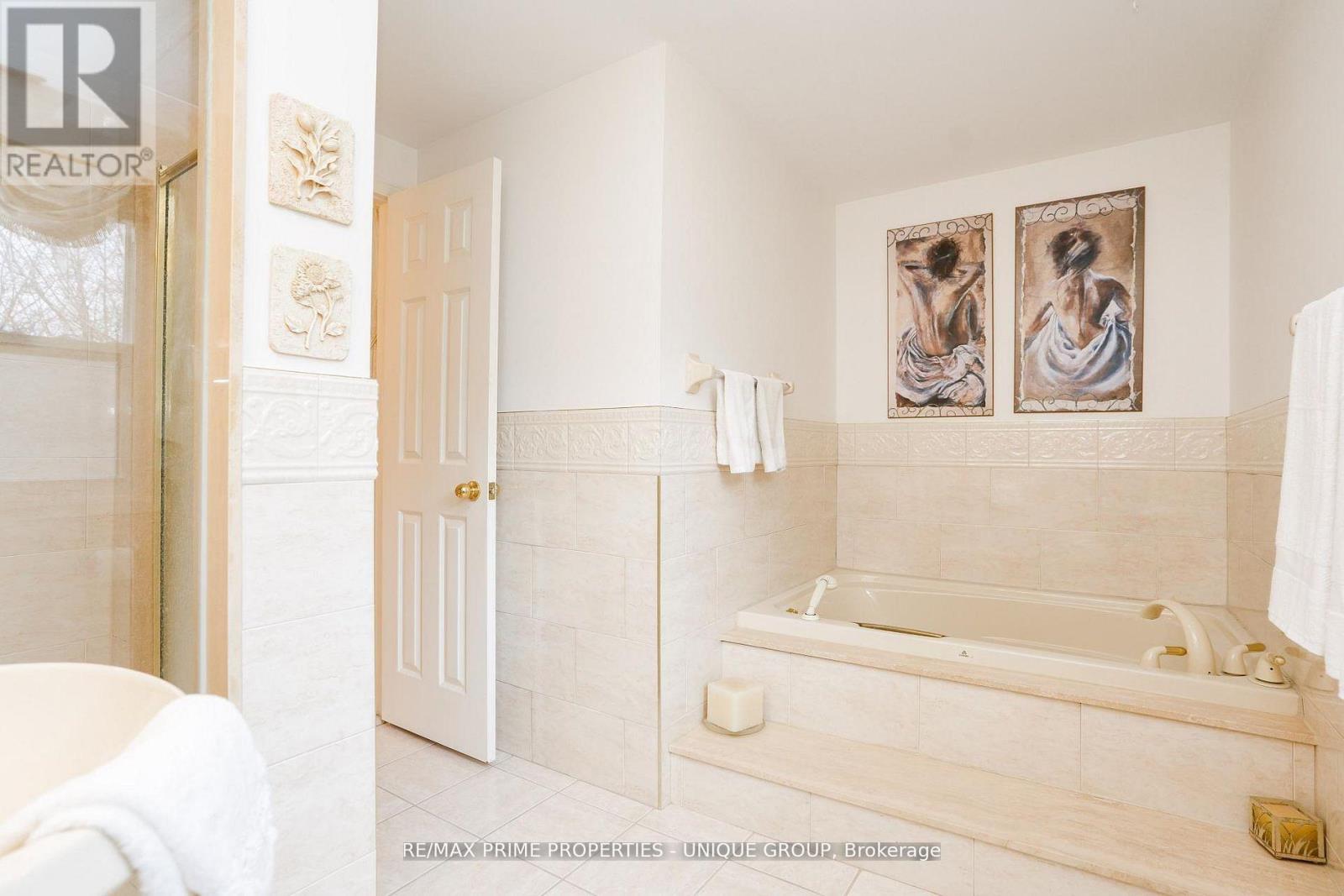 9 Longwater Chase, Markham, Ontario  L3R 4A1 - Photo 43 - N12746476