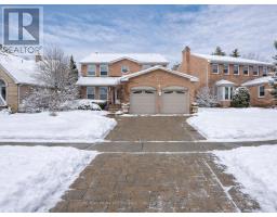 9 LONGWATER CHASE, Markham, Ontario