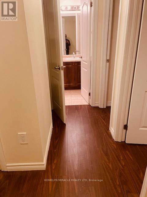 71 Batteaux Street, Barrie (Ardagh), Ontario  L4M 0K6 - Photo 8 - S12746500