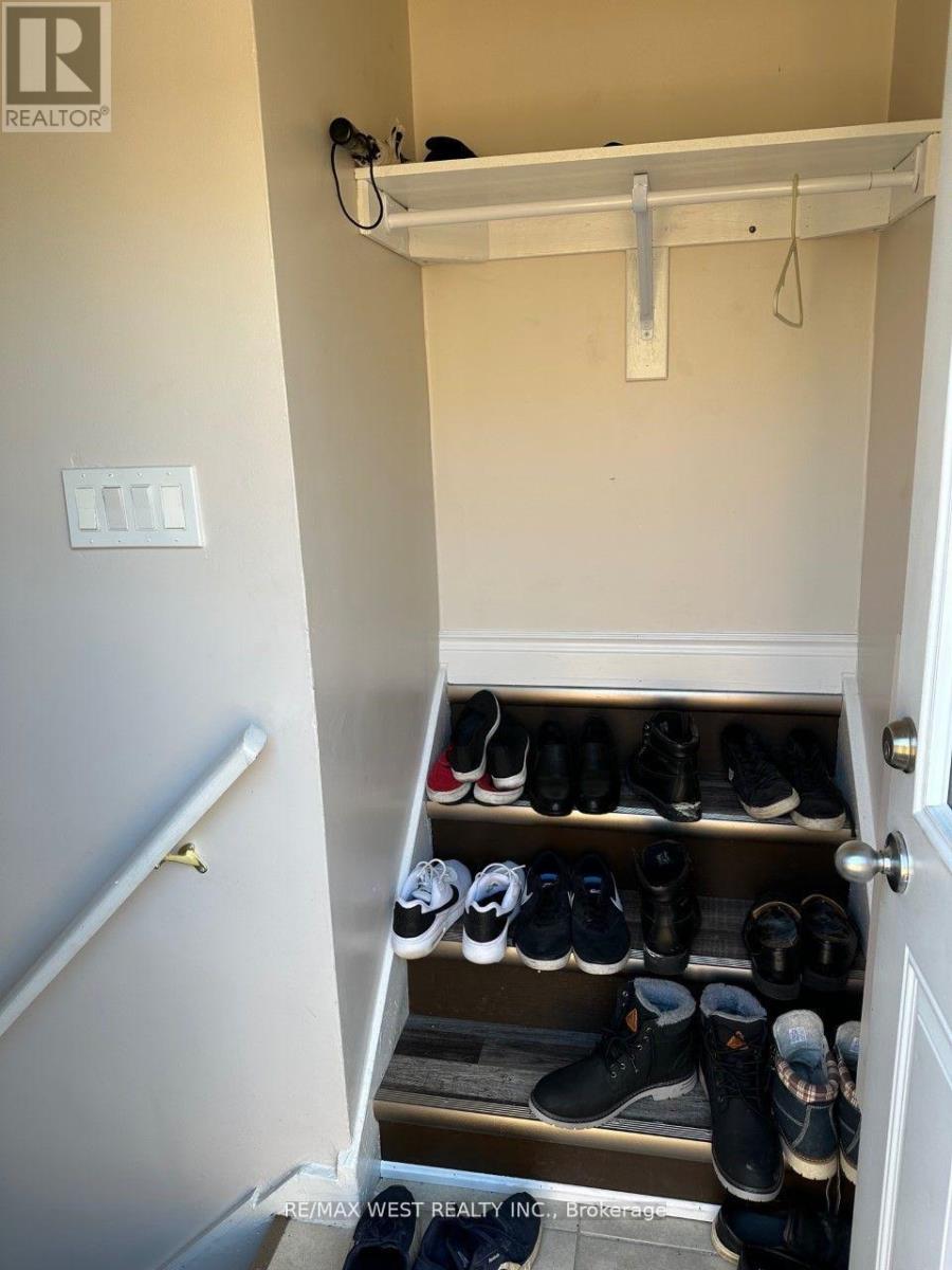 Bsmt - 25 Coronado Court, Toronto, Ontario  M9M 1S6 - Photo 3 - W12746484