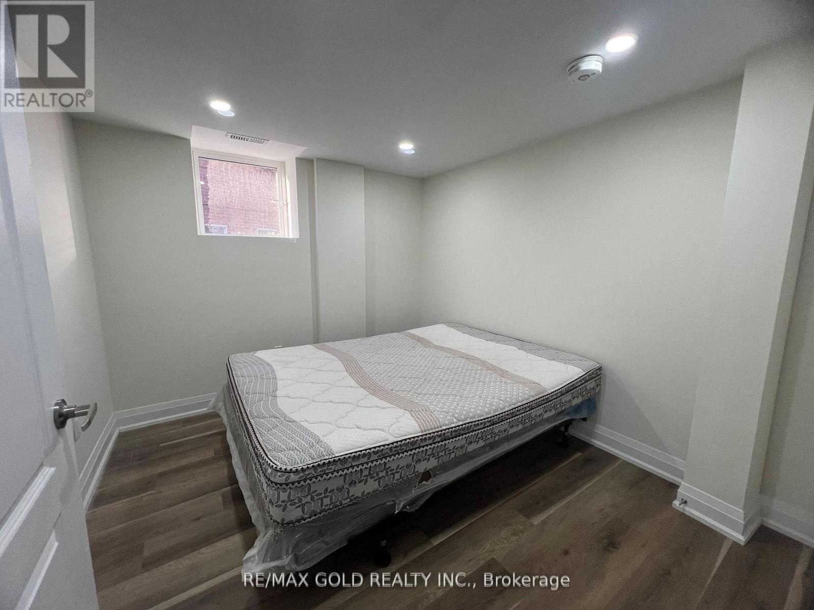 Bsmt - 32 Gulfbrook Circle, Brampton, Ontario  L6Z 0G5 - Photo 13 - W12746498