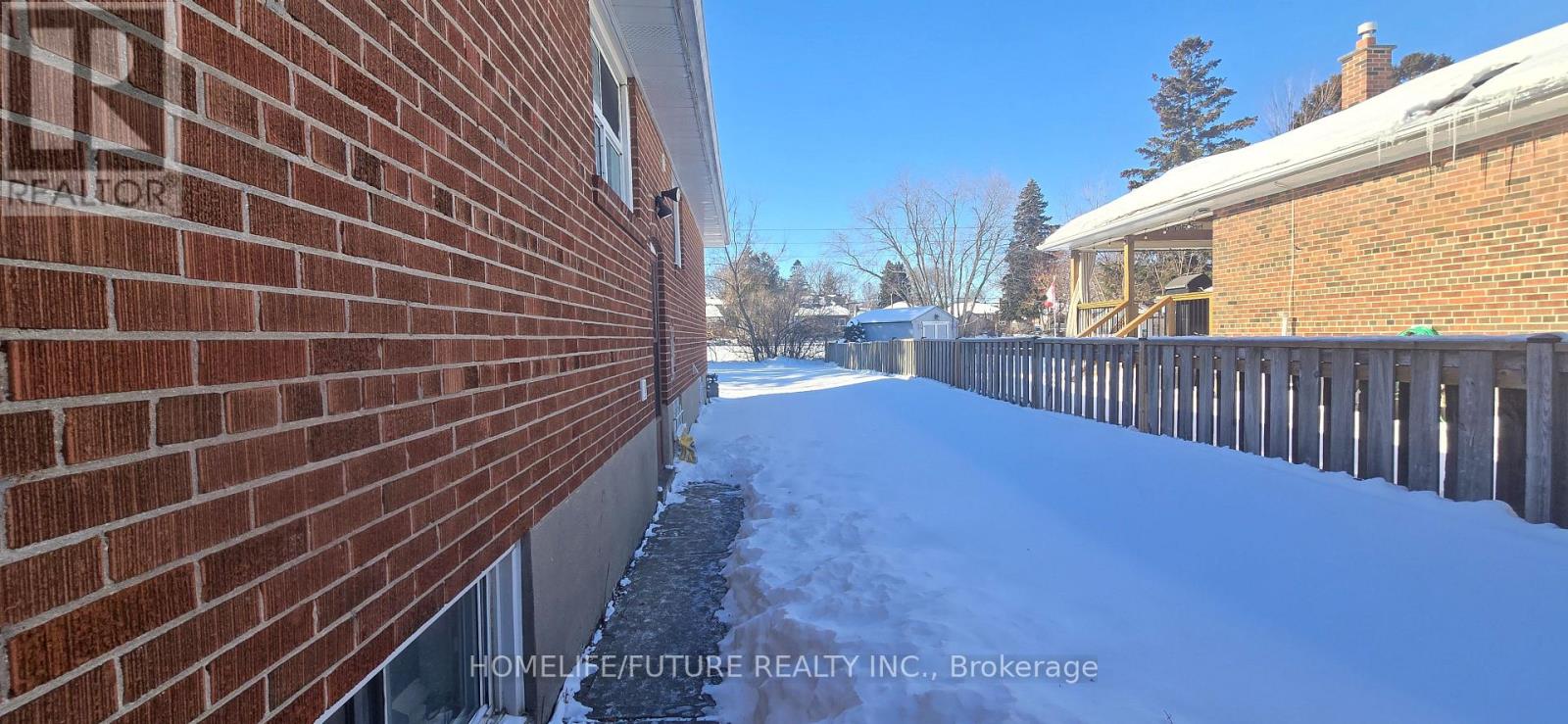 90 Dewey Drive, Toronto, Ontario  M1R 3K9 - Photo 12 - E12605726