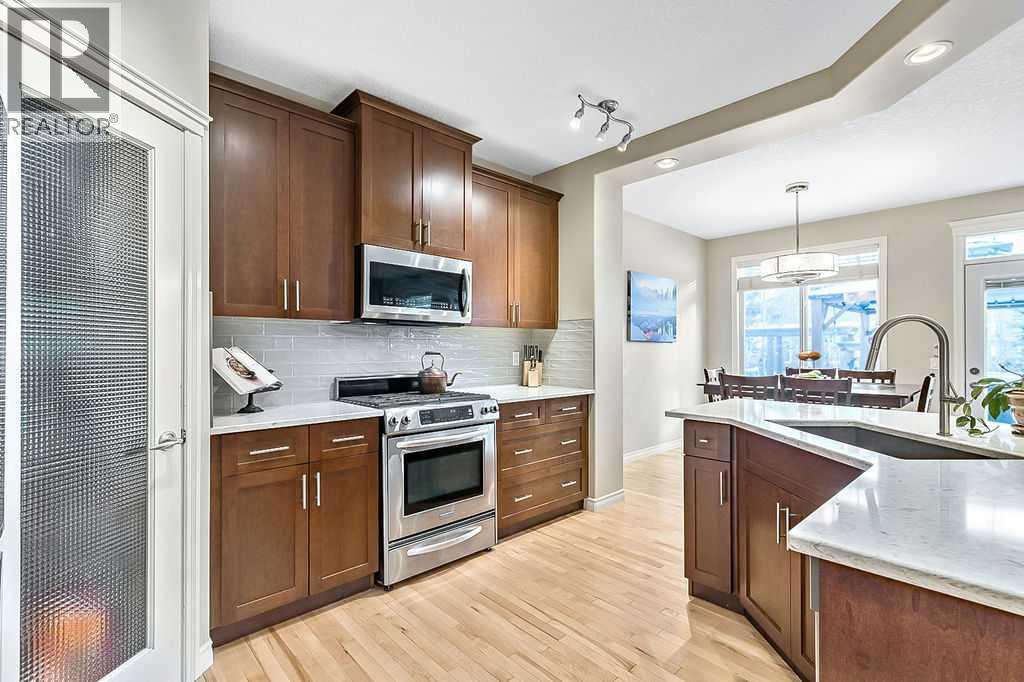 134 Crystal Green Drive, Okotoks, Alberta  T1S 0C7 - Photo 10 - A2283078