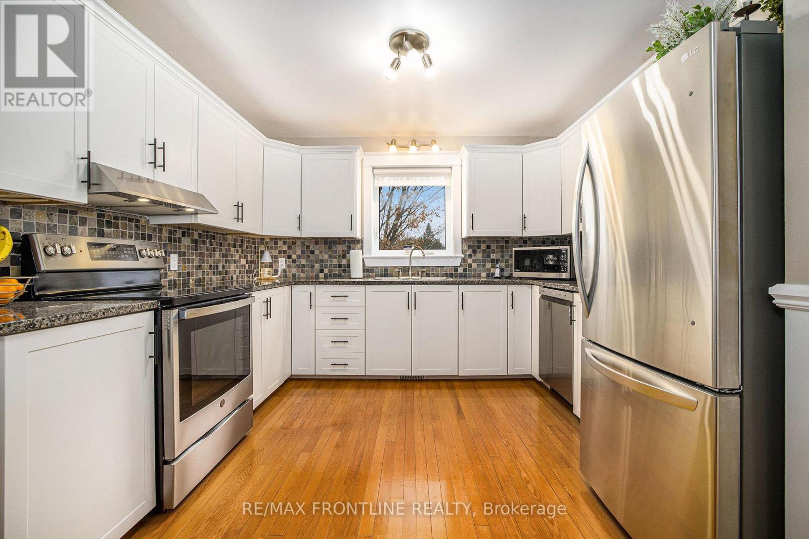 299 Mcguire Road, Montague, Ontario  K7A 4S4 - Photo 12 - X12746542