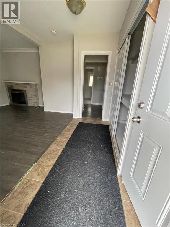 3 Falcon Road, Hamilton, Ontario  L8E 5G3 - Photo 8 - 40802148