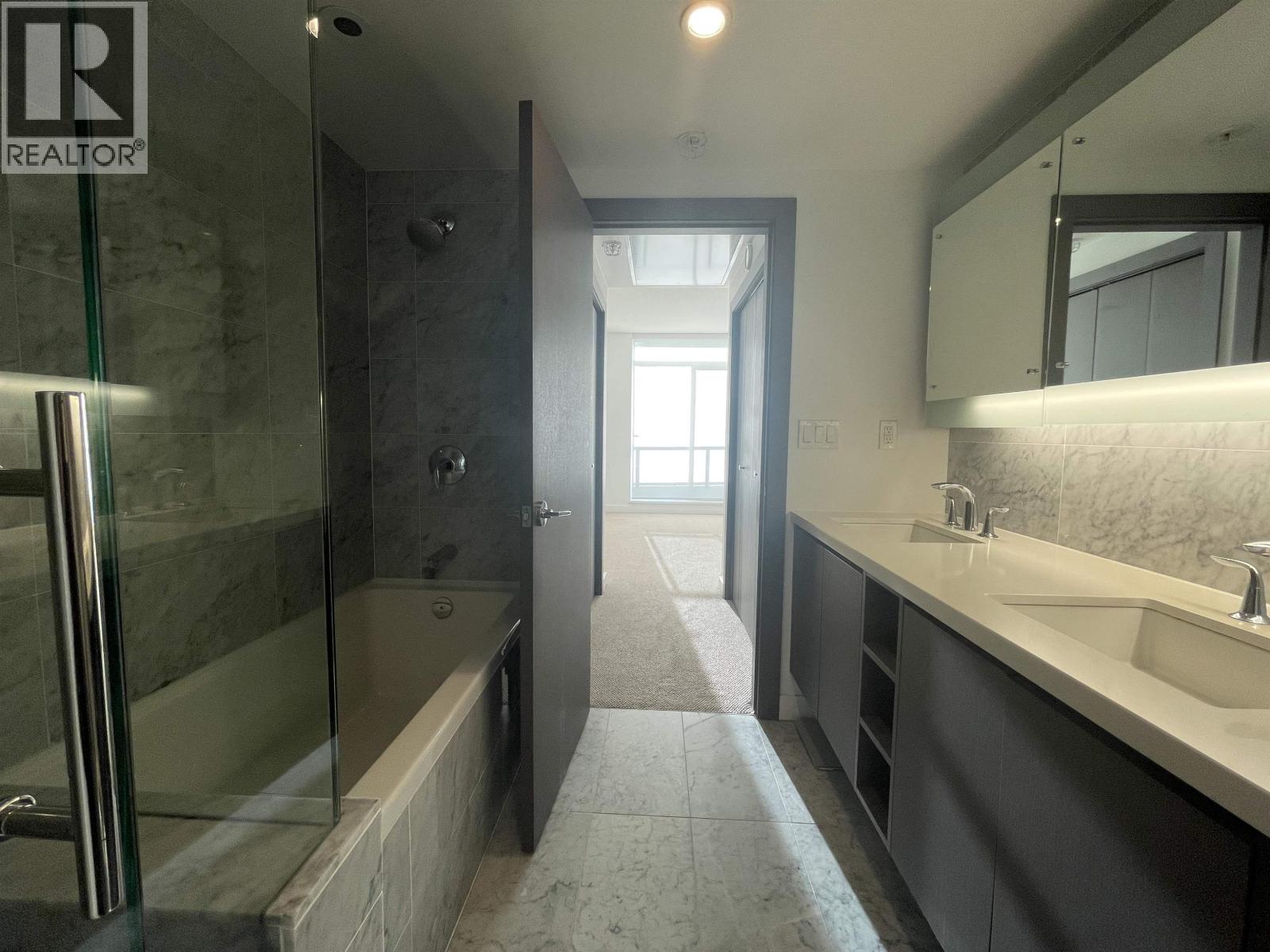 6522 Nelson Avenue, Burnaby, British Columbia  V5H 3J8 - Photo 14 - R3085154