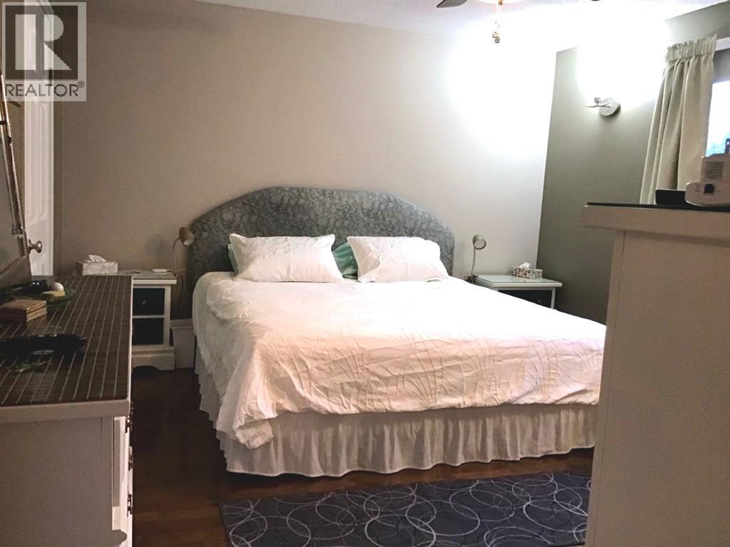 44 Park Drive, Whitecourt, Alberta  T7S 1S3 - Photo 15 - A2272264