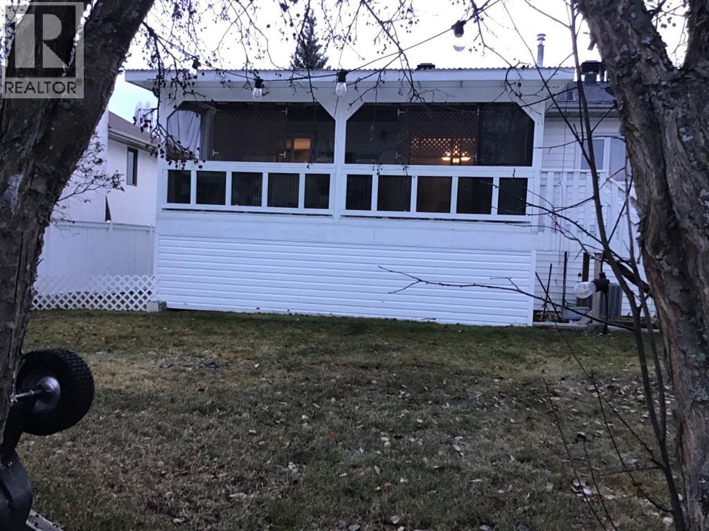 44 Park Drive, Whitecourt, Alberta  T7S 1S3 - Photo 10 - A2272264