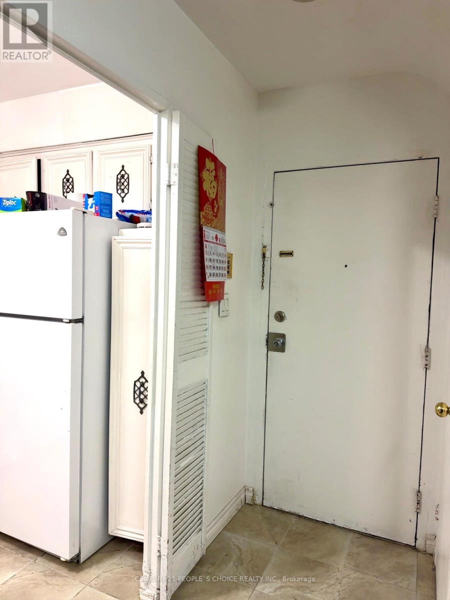 116 - 10 Eddystone Avenue, Toronto, Ontario  M3N 2T2 - Photo 2 - W12746544