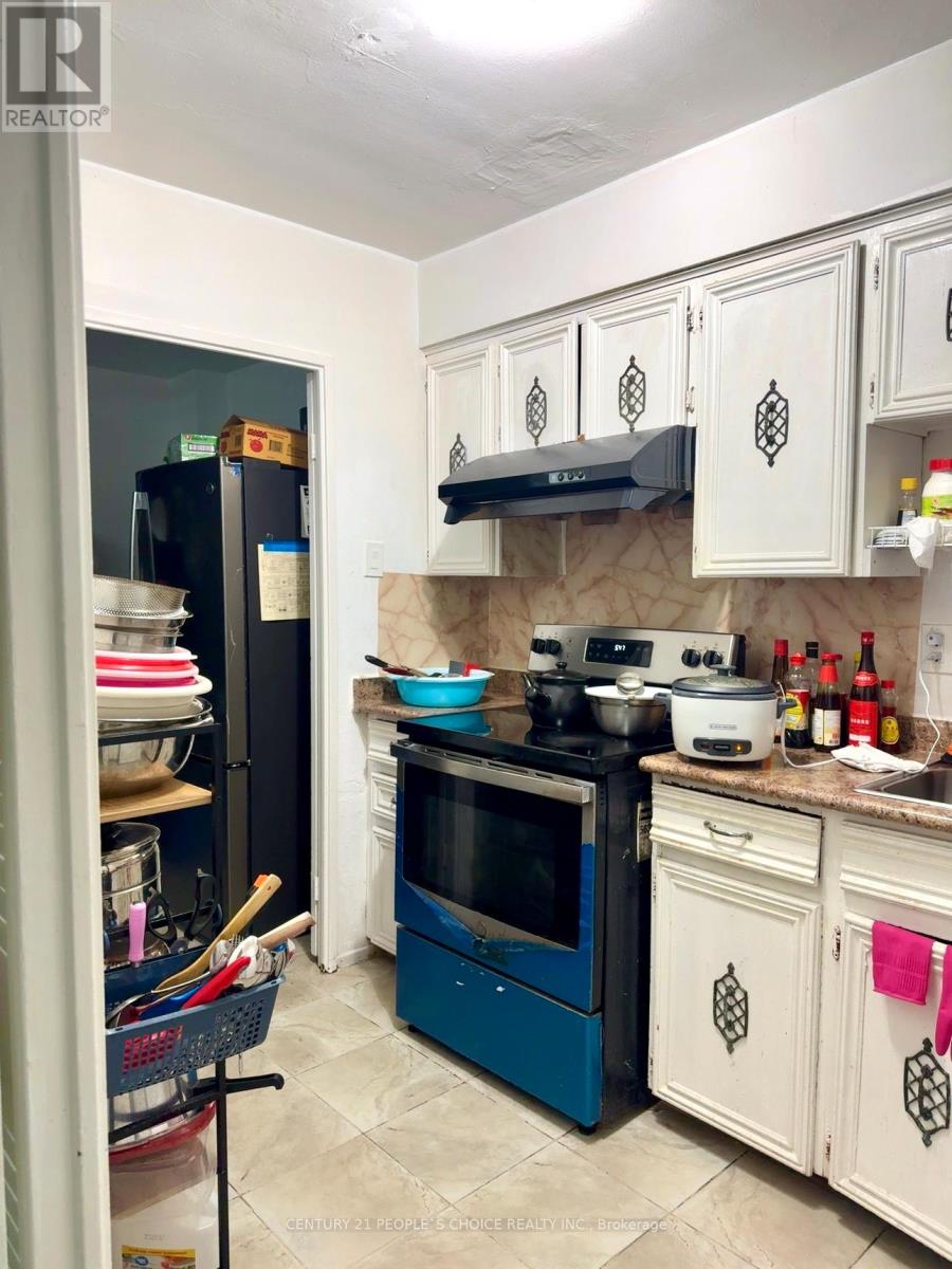 116 - 10 Eddystone Avenue, Toronto, Ontario  M3N 2T2 - Photo 6 - W12746544