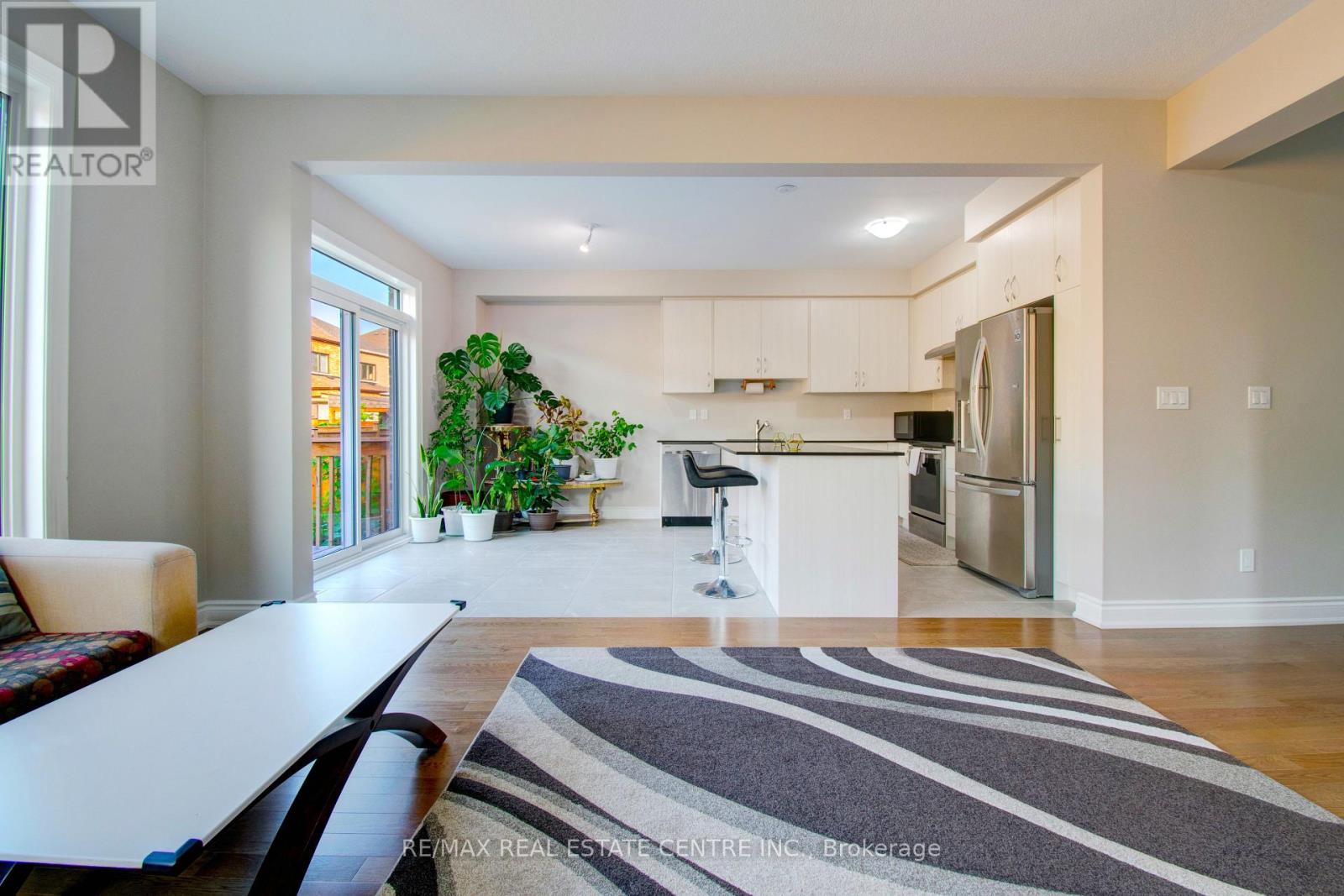 14 Ixworth Circle, Brampton, Ontario  L6Y 6J8 - Photo 10 - W12746550