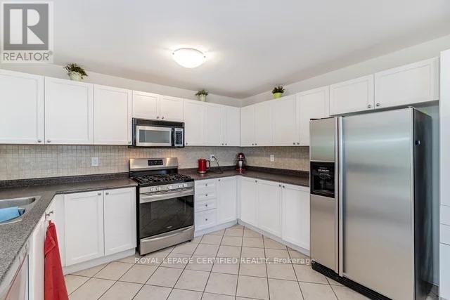 1662 Clark Boulevard, Milton (Be Beaty), Ontario  L9T 5Z5 - Photo 10 - W12746554