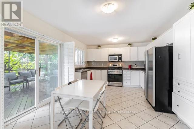 1662 Clark Boulevard, Milton (Be Beaty), Ontario  L9T 5Z5 - Photo 9 - W12746554