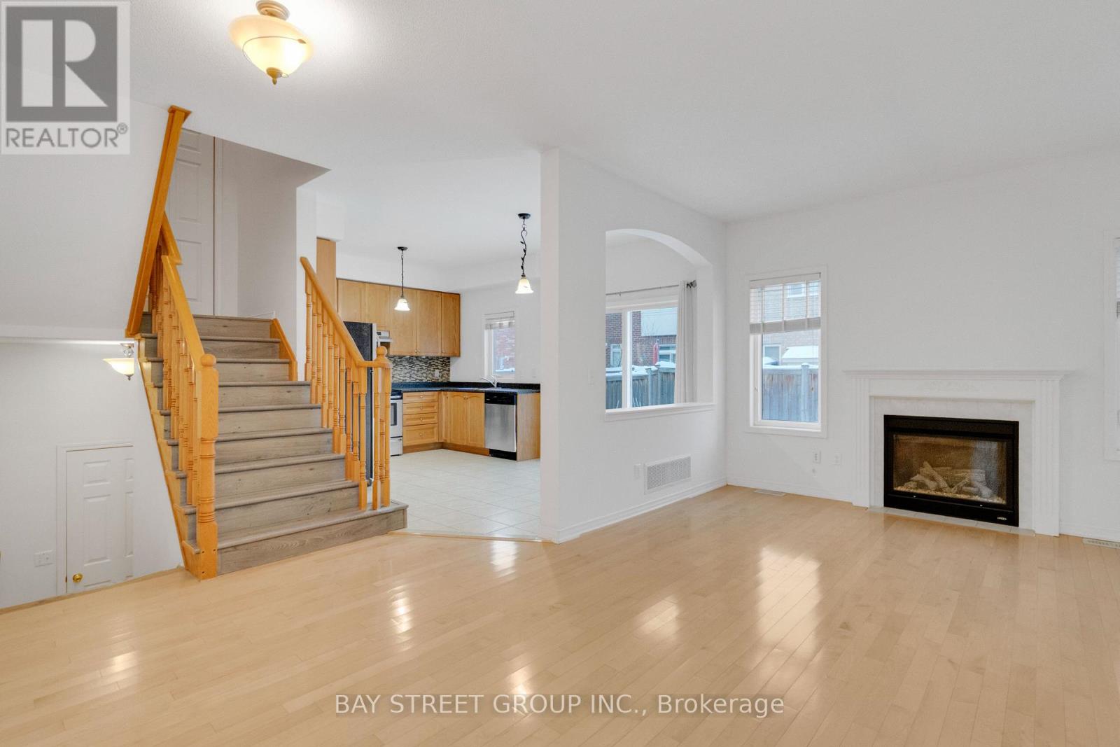 3196 Tim Dobbie Drive, Burlington, Ontario  L7M 0N4 - Photo 12 - W12746556