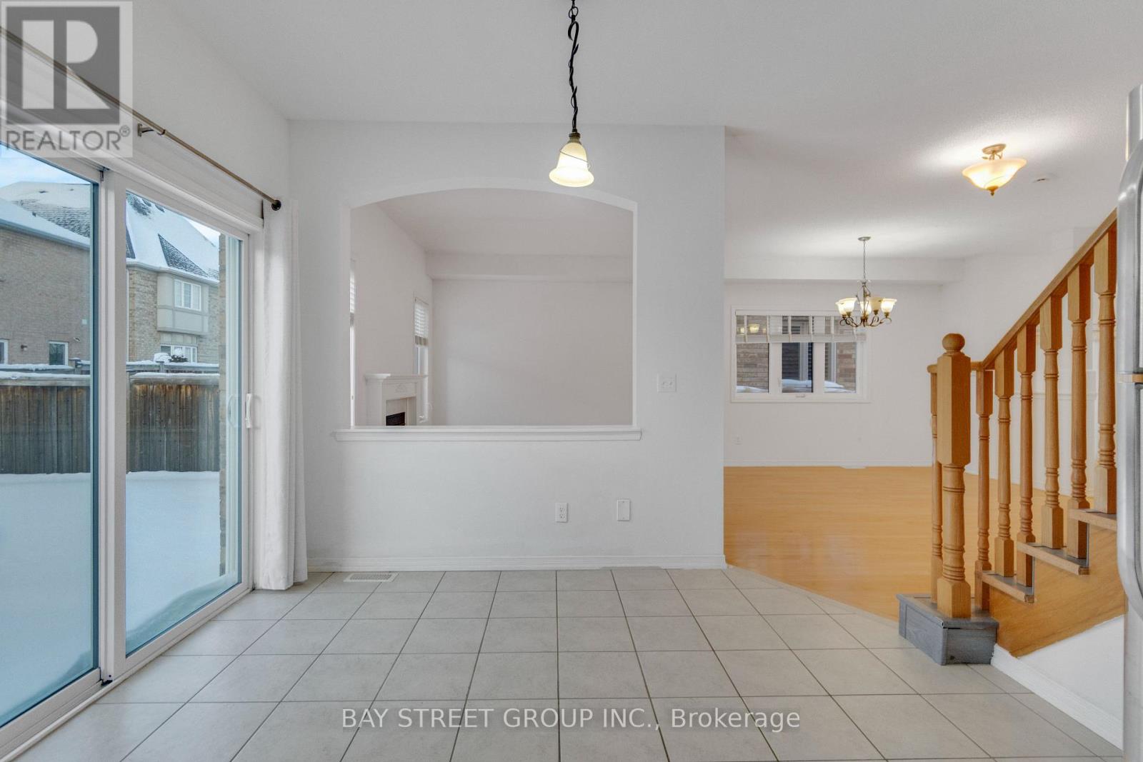 3196 Tim Dobbie Drive, Burlington, Ontario  L7M 0N4 - Photo 16 - W12746556