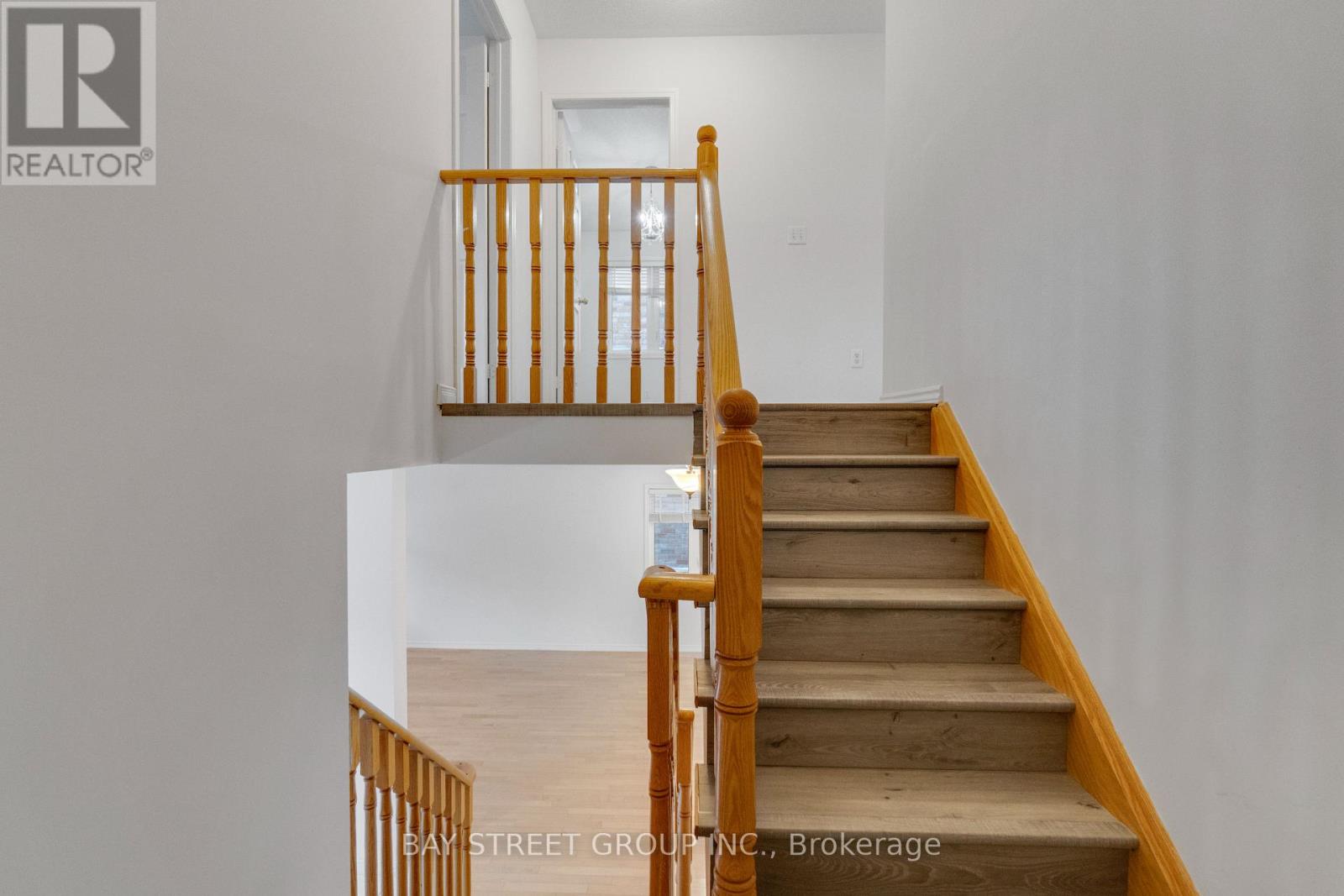 3196 Tim Dobbie Drive, Burlington, Ontario  L7M 0N4 - Photo 18 - W12746556