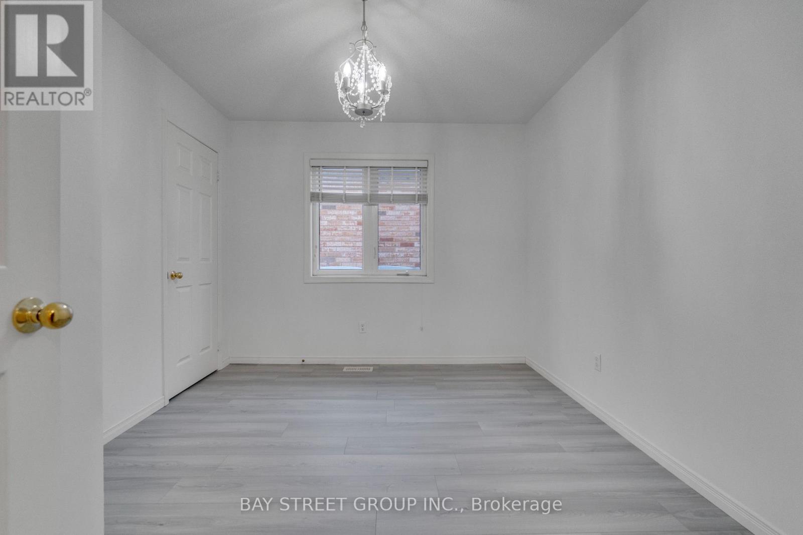 3196 Tim Dobbie Drive, Burlington, Ontario  L7M 0N4 - Photo 27 - W12746556