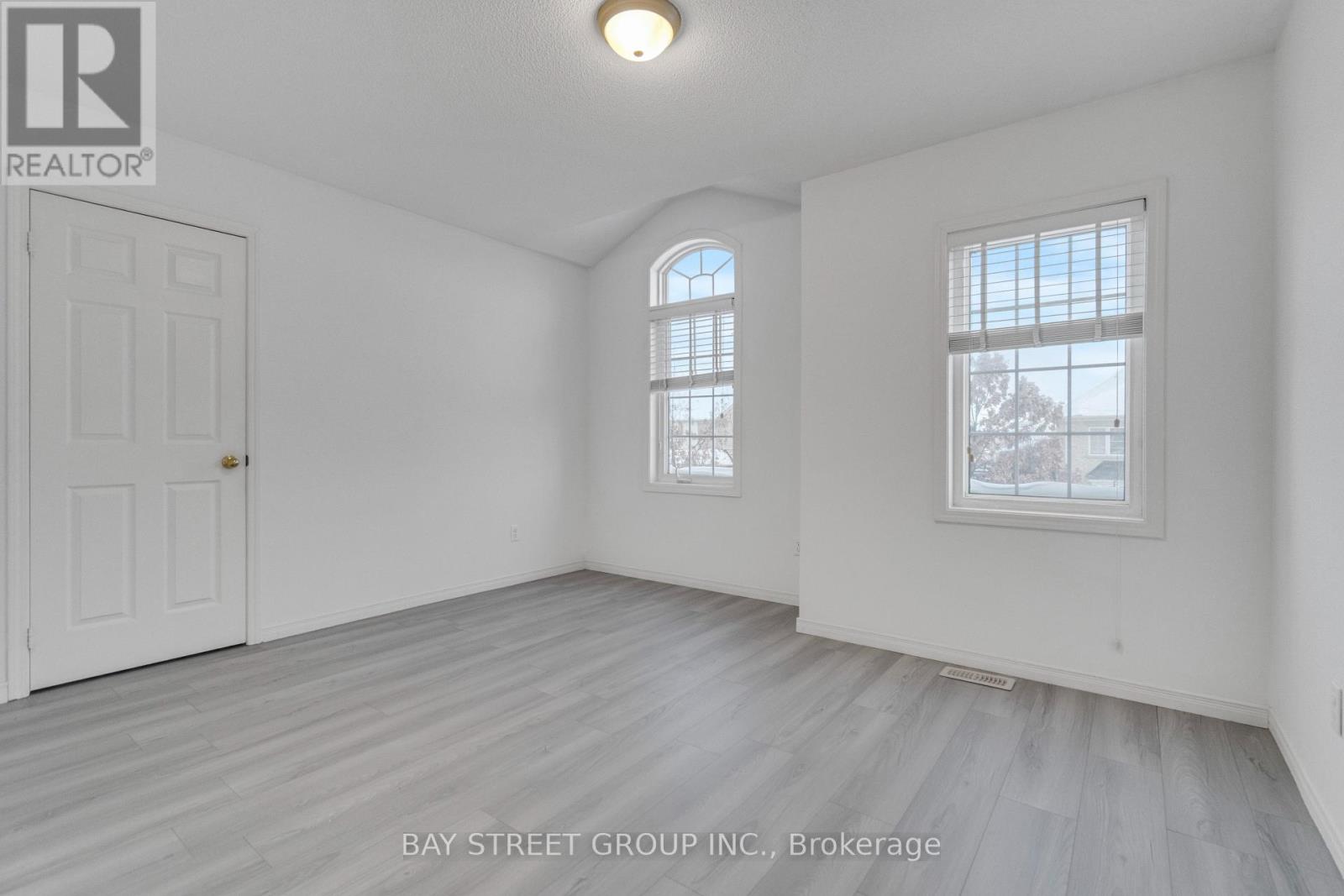 3196 Tim Dobbie Drive, Burlington, Ontario  L7M 0N4 - Photo 31 - W12746556