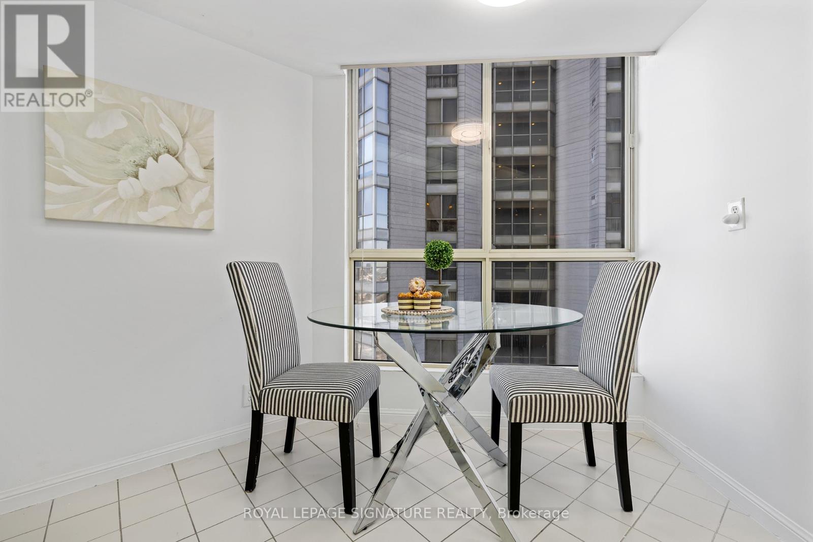 1201 - 55 Kingsbridge Garden Circle, Mississauga, Ontario  L5R 1Y1 - Photo 11 - W12746568