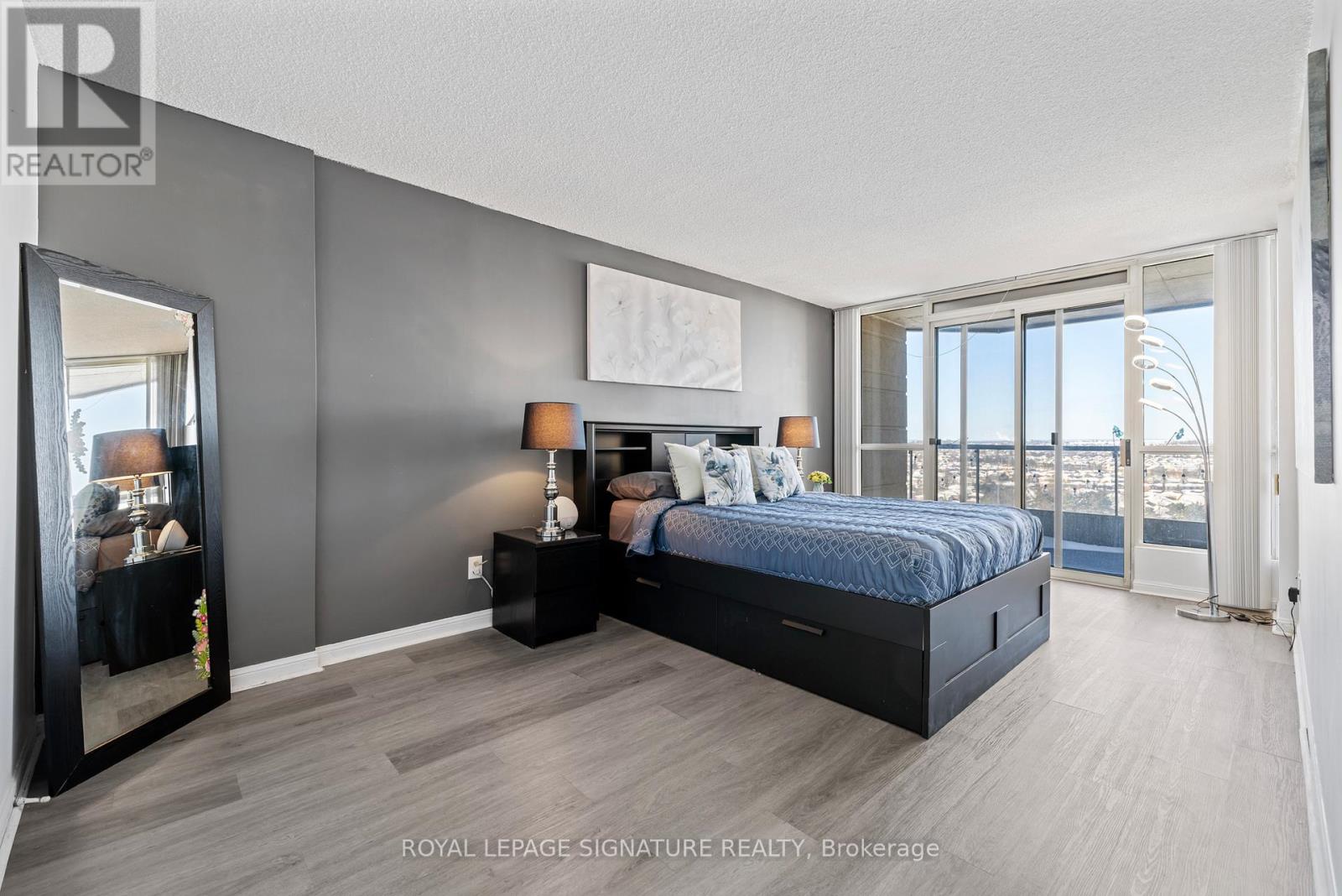 1201 - 55 Kingsbridge Garden Circle, Mississauga, Ontario  L5R 1Y1 - Photo 16 - W12746568