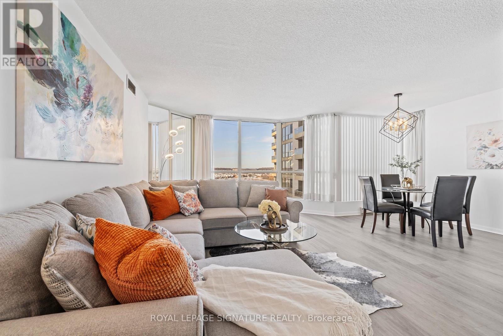 1201 - 55 Kingsbridge Garden Circle, Mississauga, Ontario  L5R 1Y1 - Photo 7 - W12746568