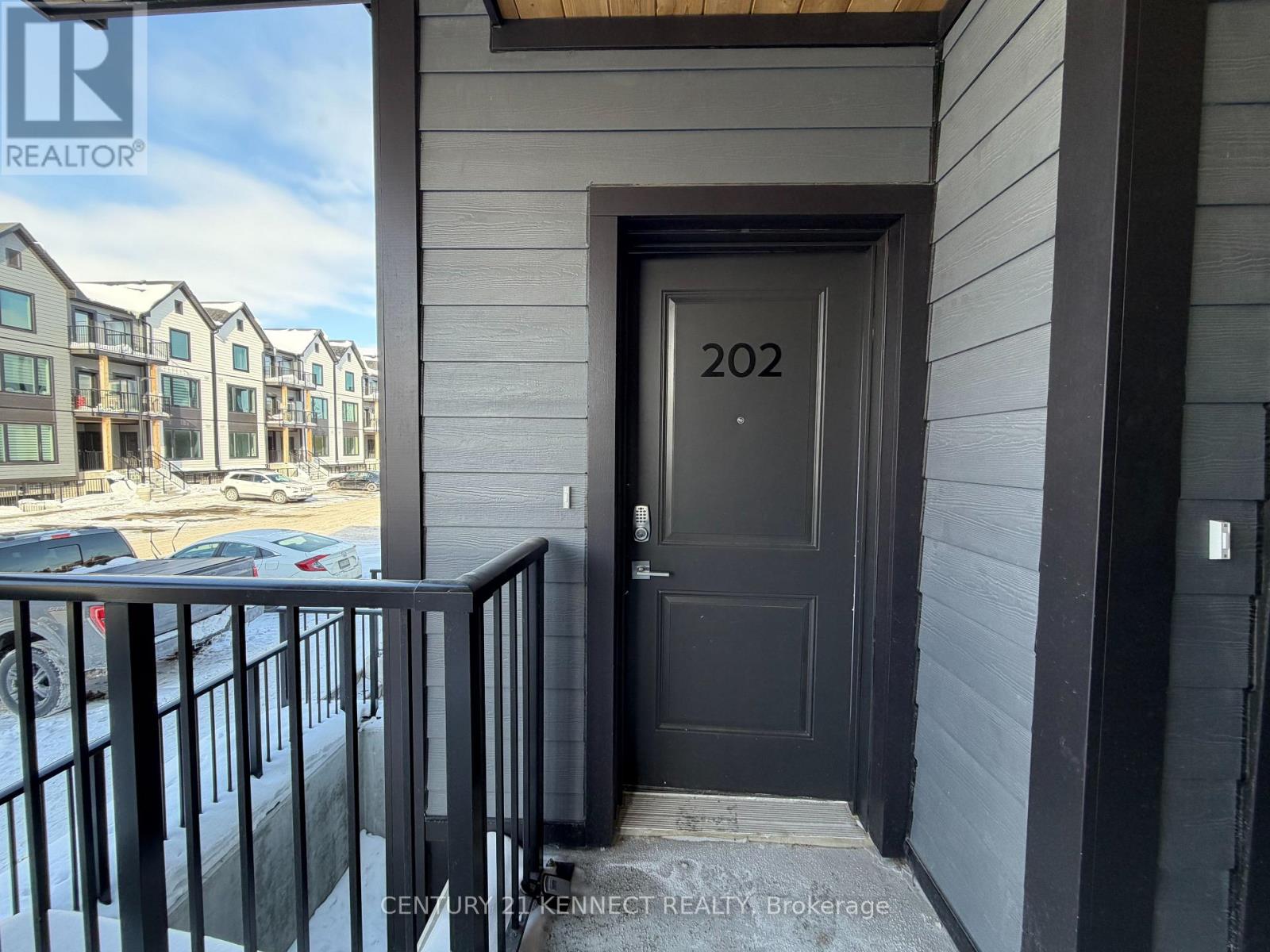 202 - 708 Woolwich Street, Guelph, Ontario  N1H 3Z1 - Photo 2 - X12746566