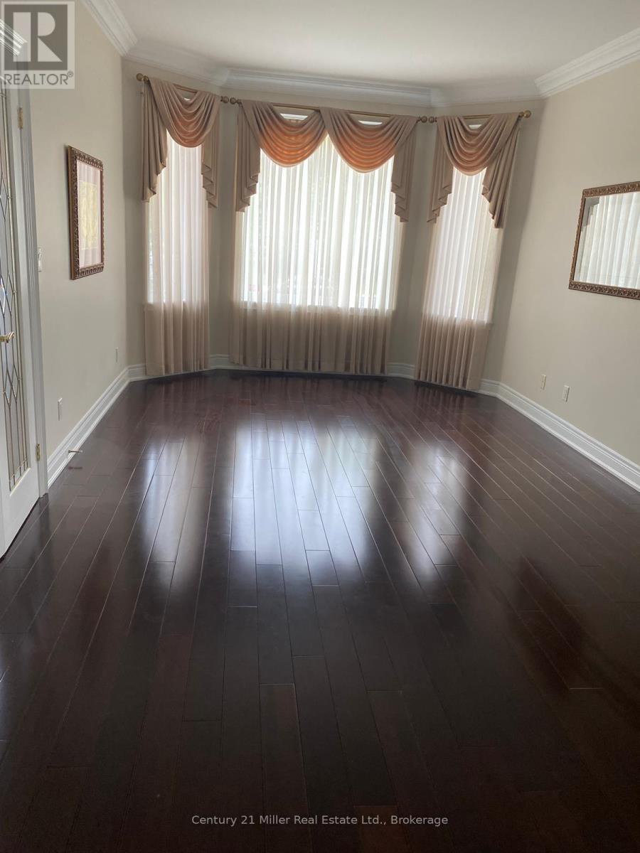 226 Elmwood Road, Oakville, Ontario  L6K 2B1 - Photo 8 - W12746628