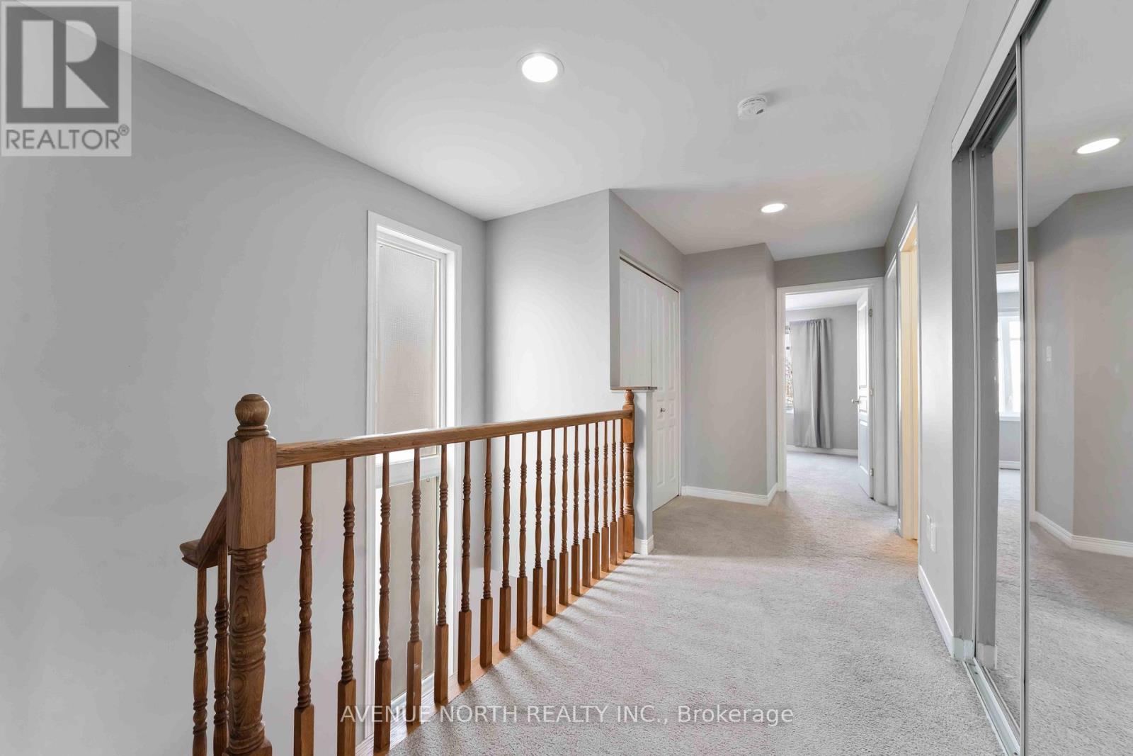 298 Parkin Circle, Ottawa, Ontario  K1T 4G8 - Photo 12 - X12746594