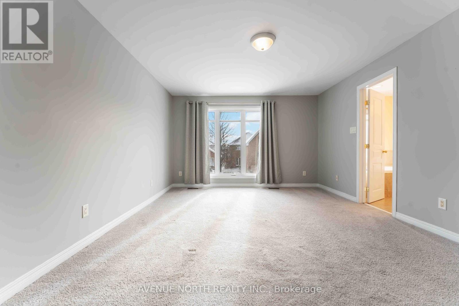 298 Parkin Circle, Ottawa, Ontario  K1T 4G8 - Photo 15 - X12746594