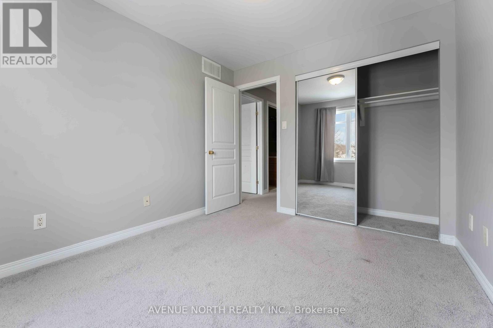 298 Parkin Circle, Ottawa, Ontario  K1T 4G8 - Photo 25 - X12746594