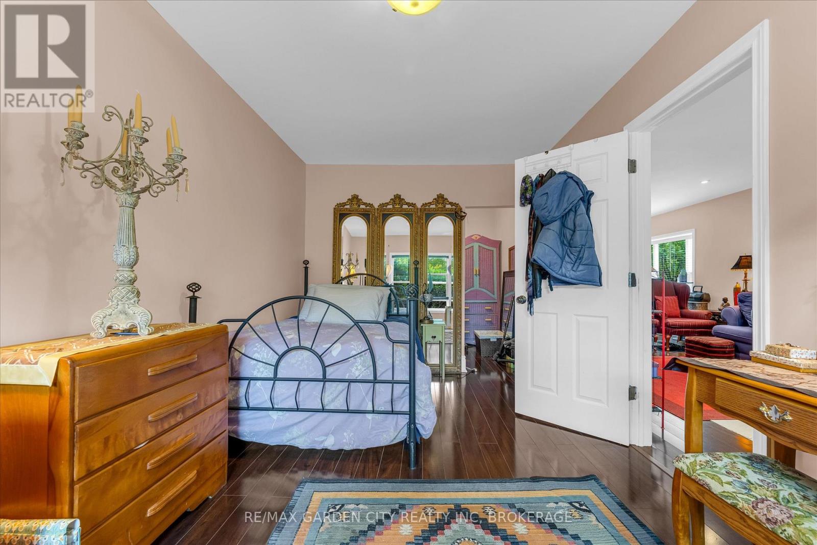 16 Ida Street, St. Catharines, Ontario  L2R 3X4 - Photo 7 - X12746602