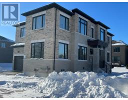 735 APPLE TERRACE, Milton, Ontario