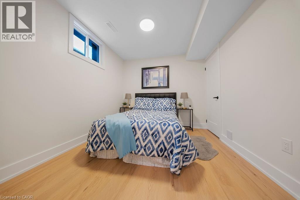 151 East 21st Street, Hamilton, Ontario  L8V 2T5 - Photo 35 - 40799495