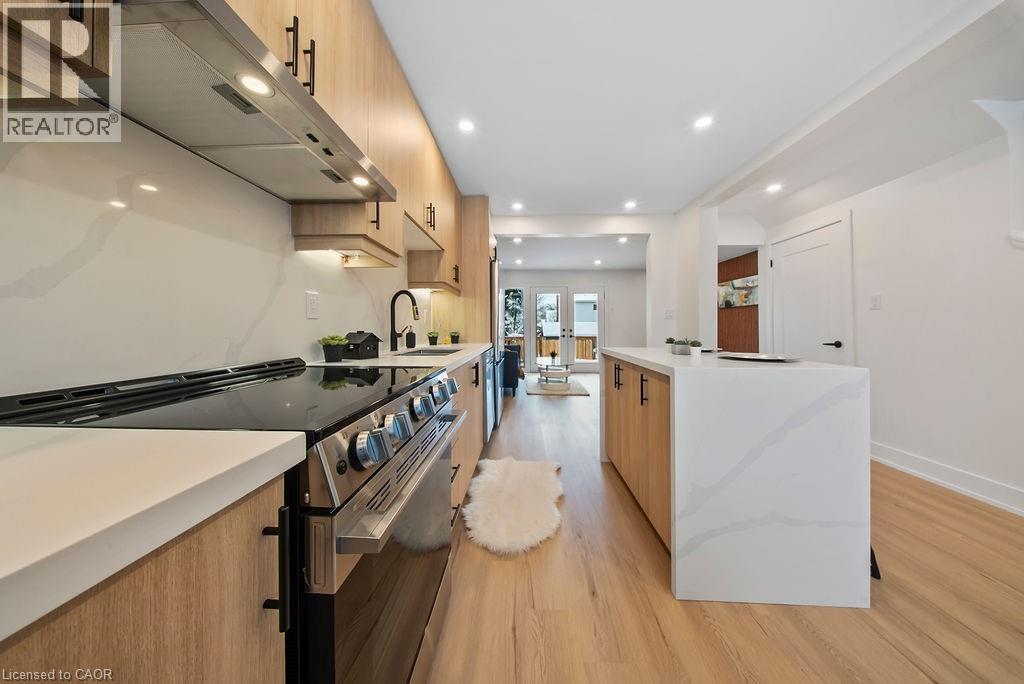 151 East 21st Street, Hamilton, Ontario  L8V 2T5 - Photo 10 - 40799495