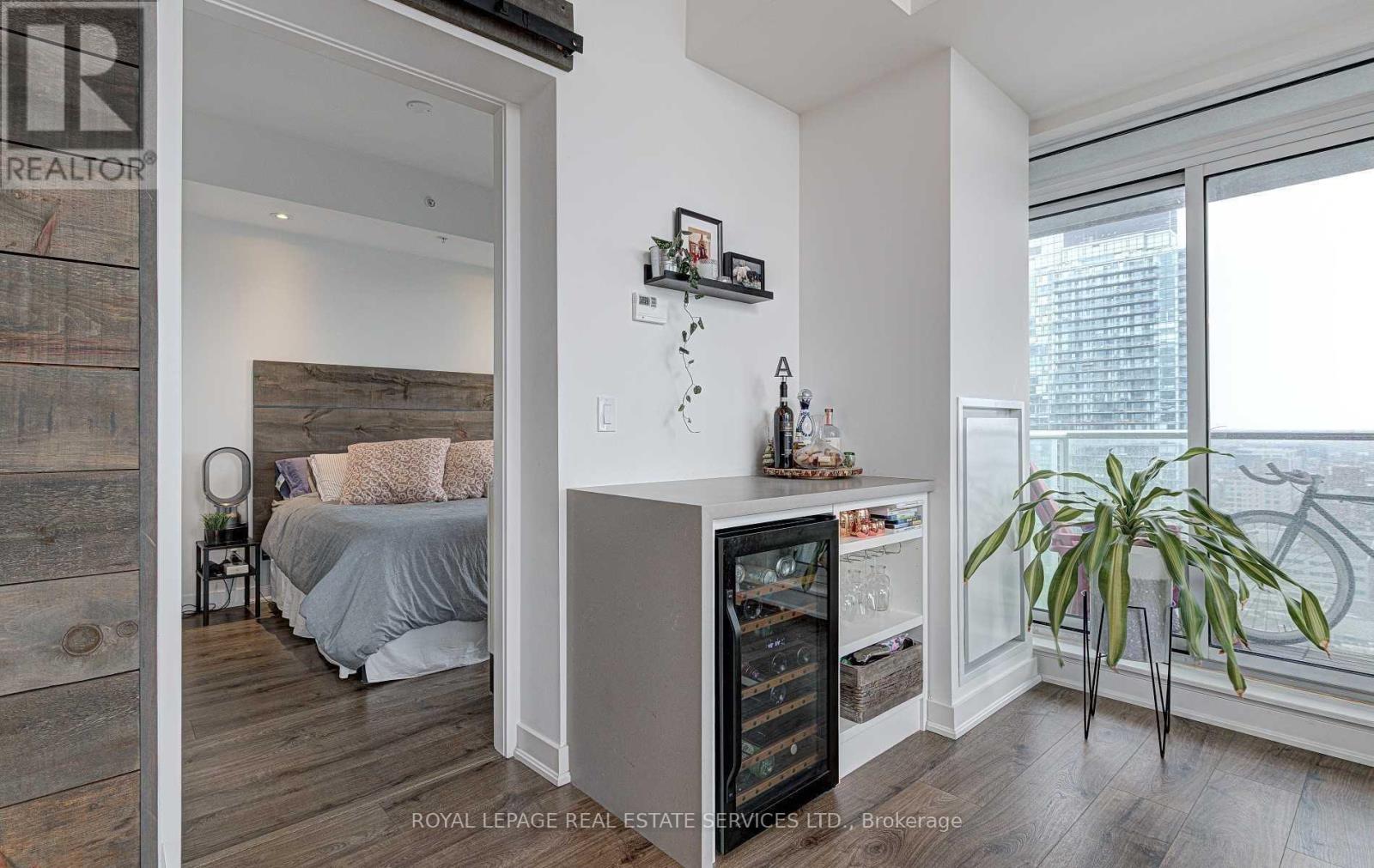 2607 - 30 Nelson Street, Toronto, Ontario  M5V 0H5 - Photo 10 - C12746596