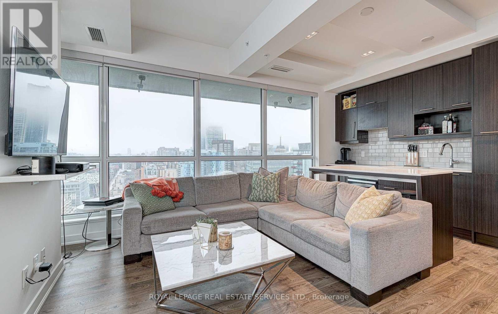 2607 - 30 Nelson Street, Toronto, Ontario  M5V 0H5 - Photo 5 - C12746596