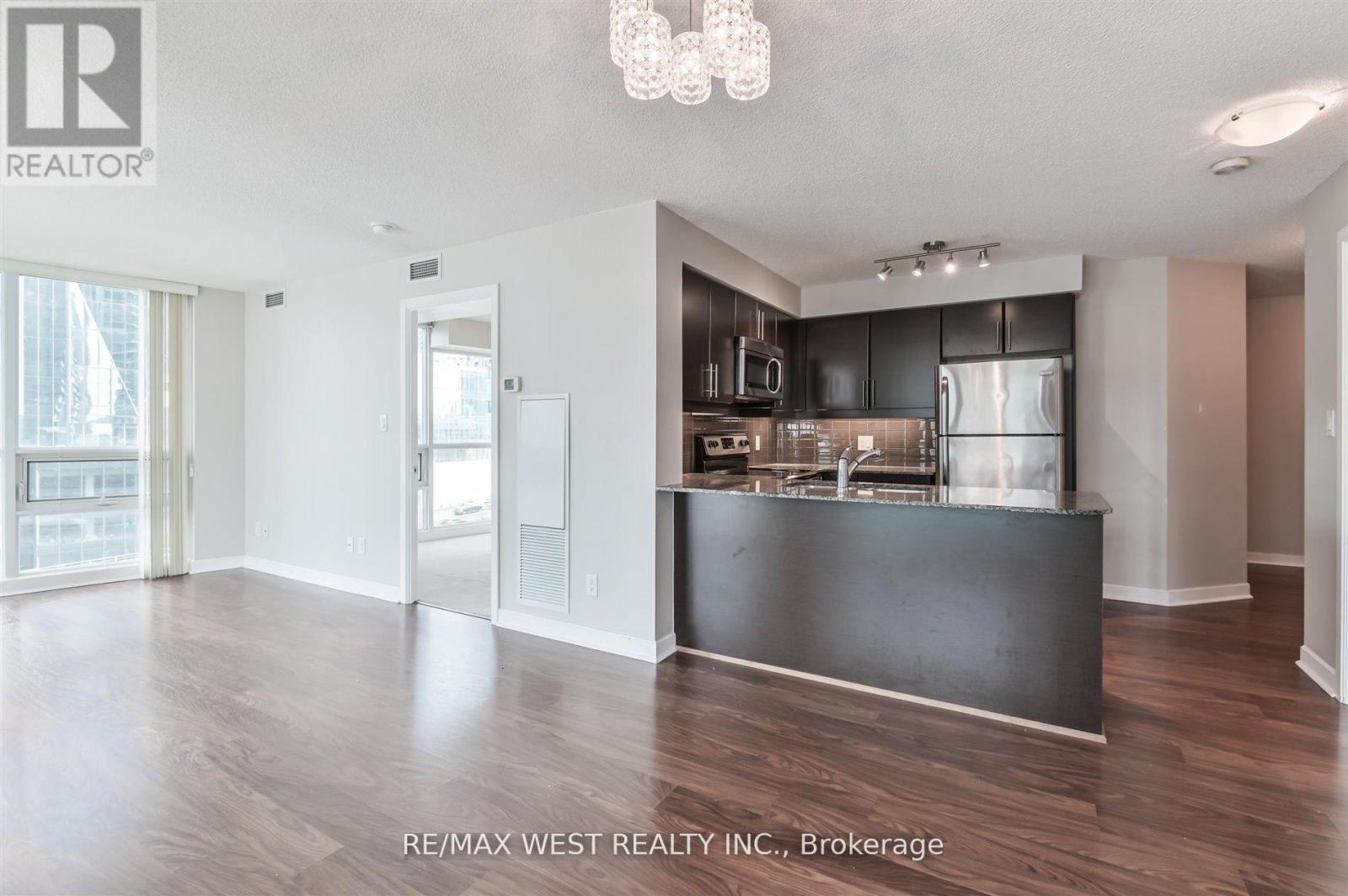 903 - 33 Bay Street, Toronto, Ontario  M5J 2Z3 - Photo 10 - C12746636