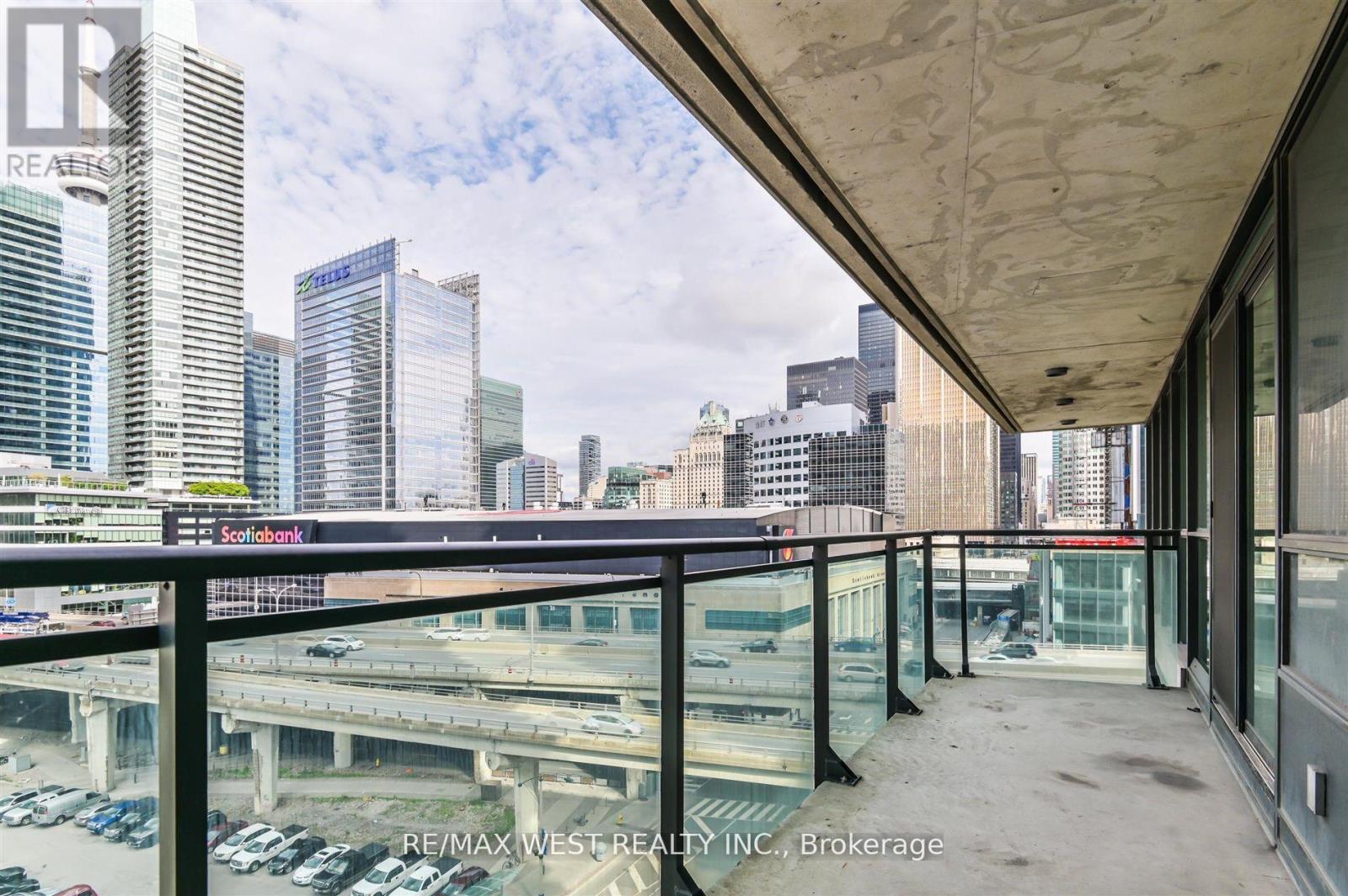 903 - 33 Bay Street, Toronto, Ontario  M5J 2Z3 - Photo 18 - C12746636