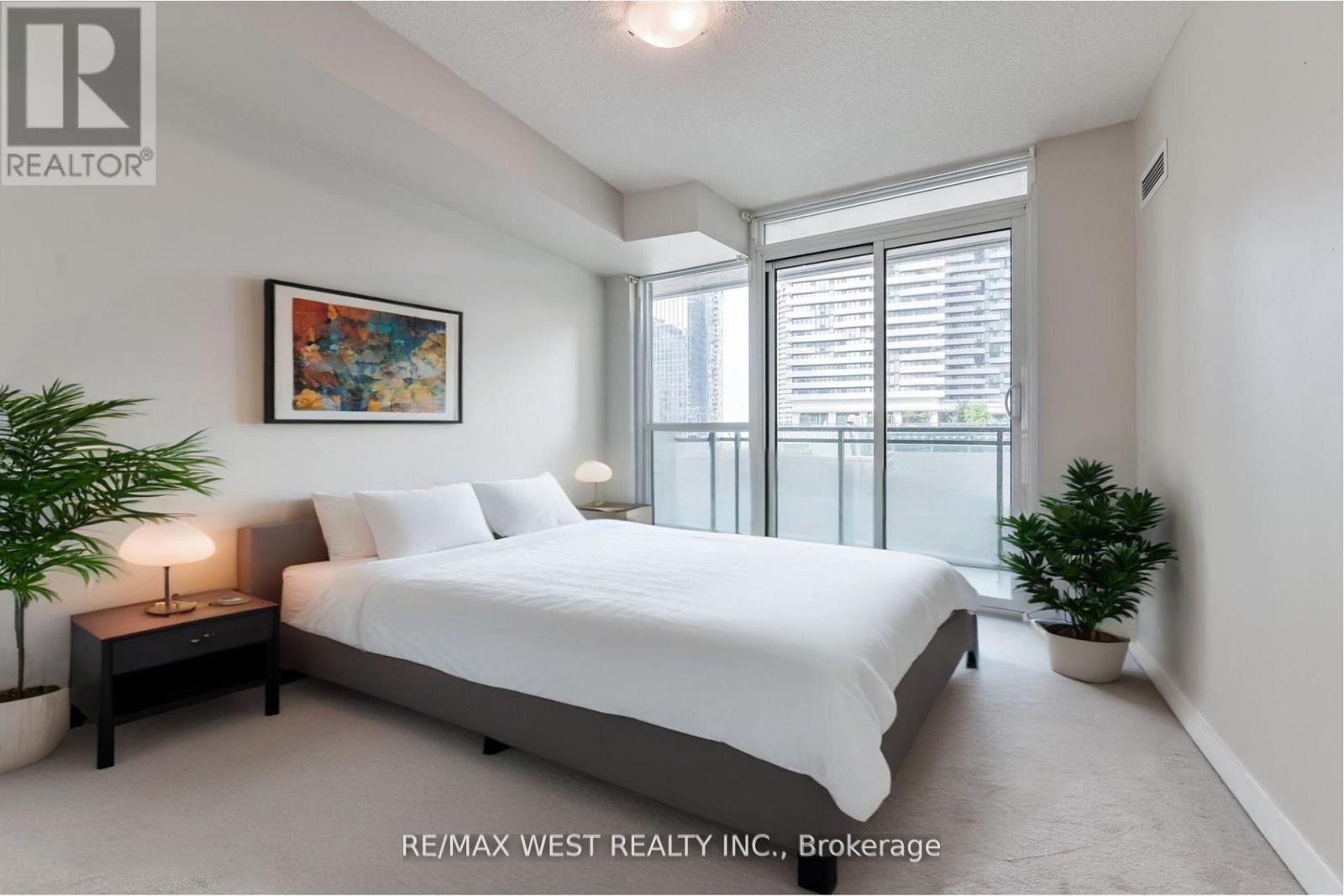 903 - 33 Bay Street, Toronto, Ontario  M5J 2Z3 - Photo 6 - C12746636