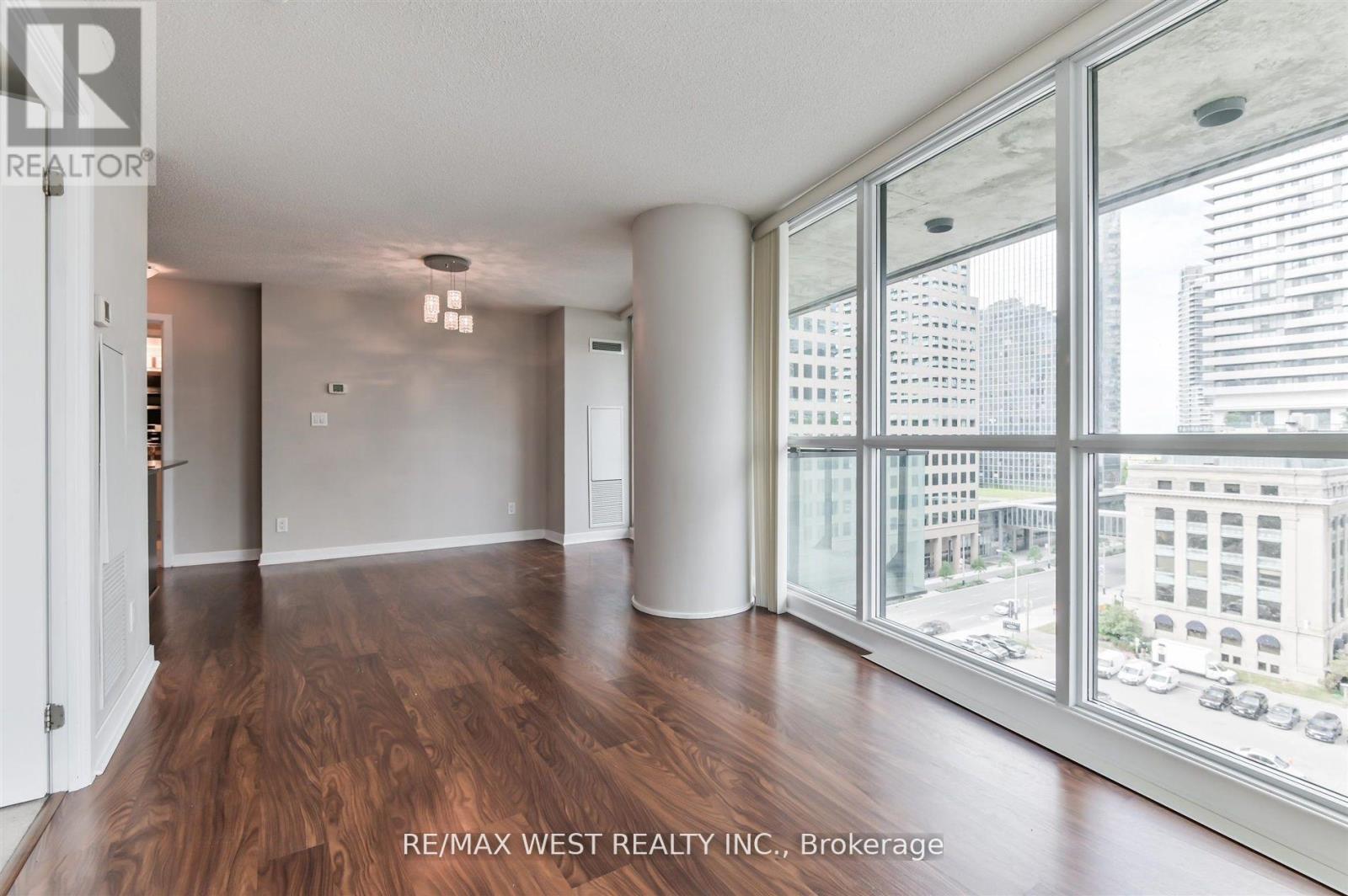 903 - 33 Bay Street, Toronto, Ontario  M5J 2Z3 - Photo 8 - C12746636