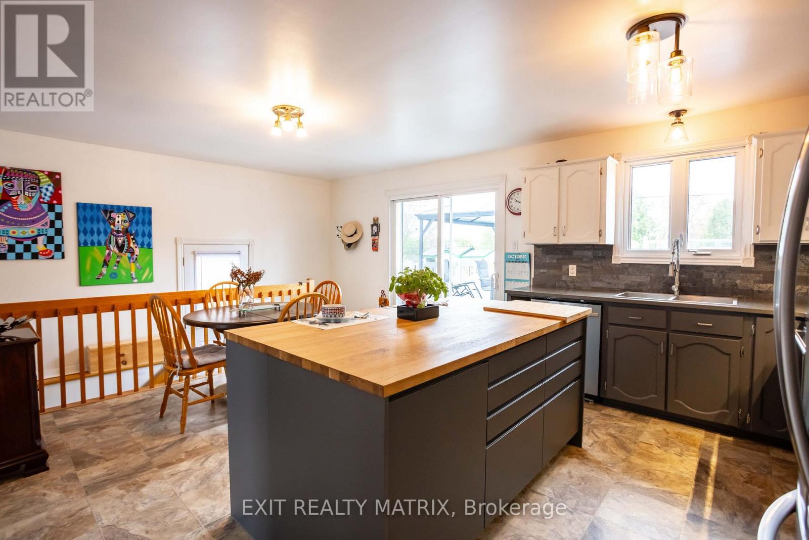 697 Omer Street, Hawkesbury, Ontario K6A 3G1 - Photo 16 - X12457785