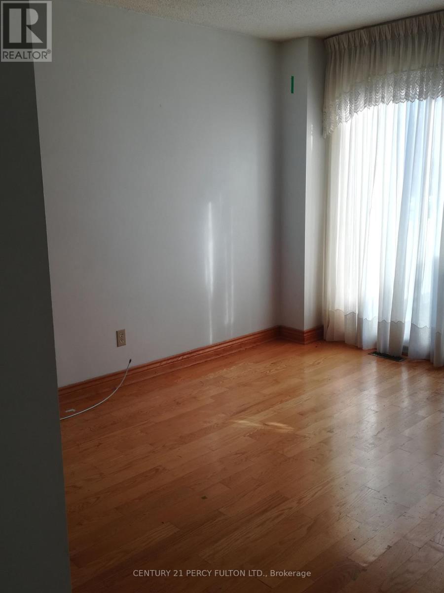 52 Danilack Court, Toronto, Ontario  M1V 4L5 - Photo 6 - E12746614