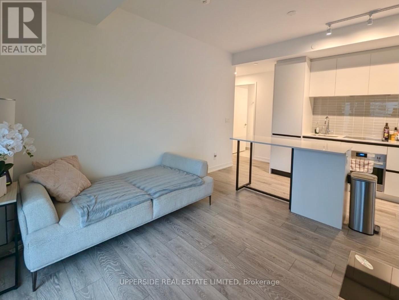 C504 - 8 Beverley Glen Boulevard, Vaughan, Ontario  L6A 0M6 - Photo 6 - N12746634