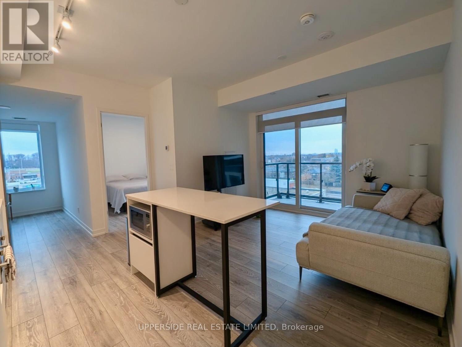 C504 - 8 Beverley Glen Boulevard, Vaughan, Ontario  L6A 0M6 - Photo 7 - N12746634