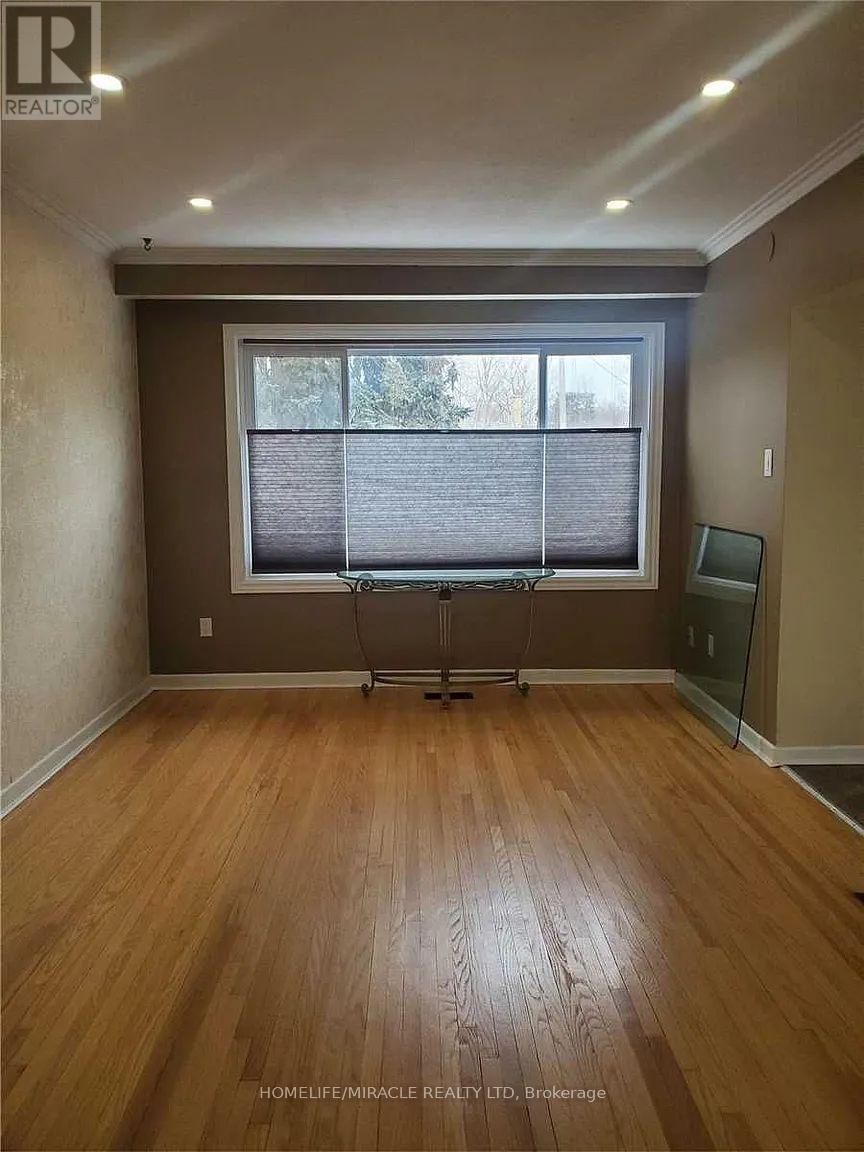 125a Mcmurchy Avenue S, Brampton, Ontario  L6Y 1Z1 - Photo 11 - W12746586