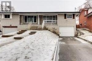 17 Dixington Crescent, Toronto, Ontario  M9P 2K3 - Photo 1 - W12746588